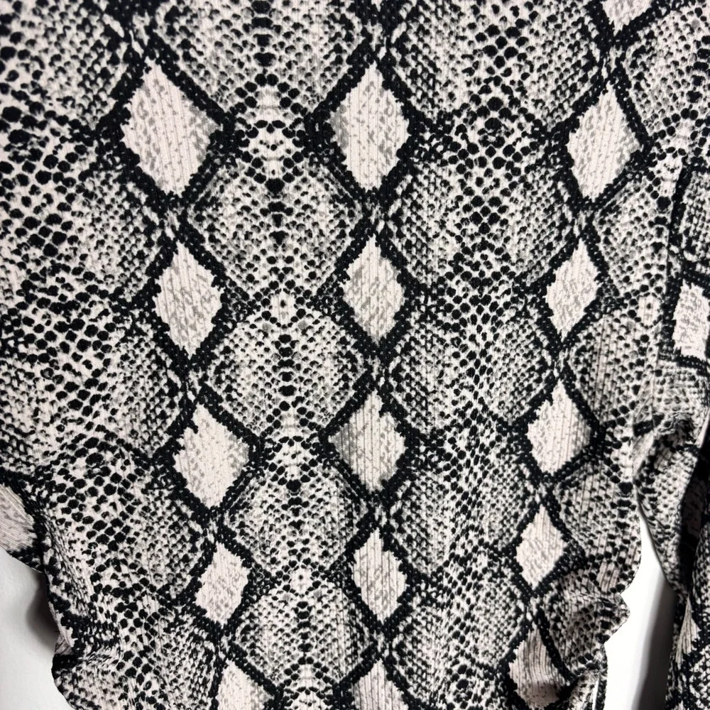 Snake Print Long Sleeve blouse with adjustable side ties  cool tones - Picture 5 of 6